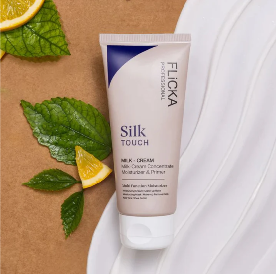 Flicka Silk Touch 3 in 1 Moisturizer and Primer for Face | Long-Lasting, Flawless and Dewy Makeup Base | Pore Minimizer | All Skin Types
